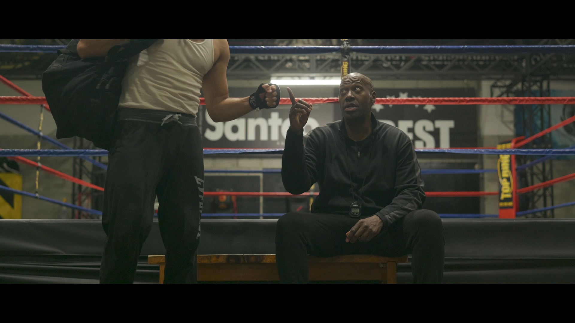 Image de fond pour Breaking Point